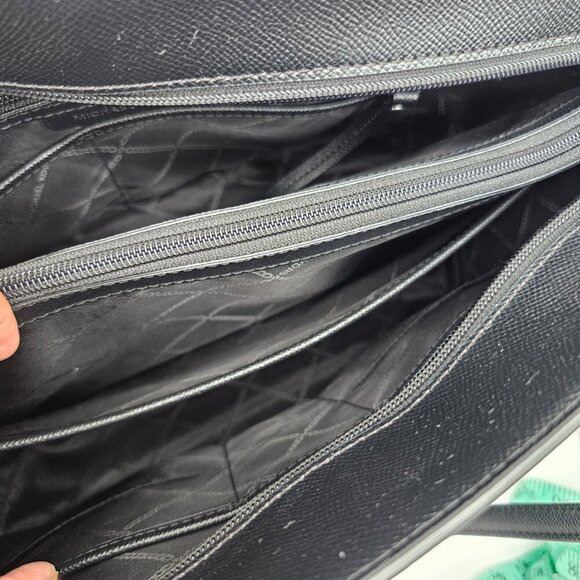 Michael Kors Voyager Medium Crossgrain Leather Tote, Black - Picture 7 of 16